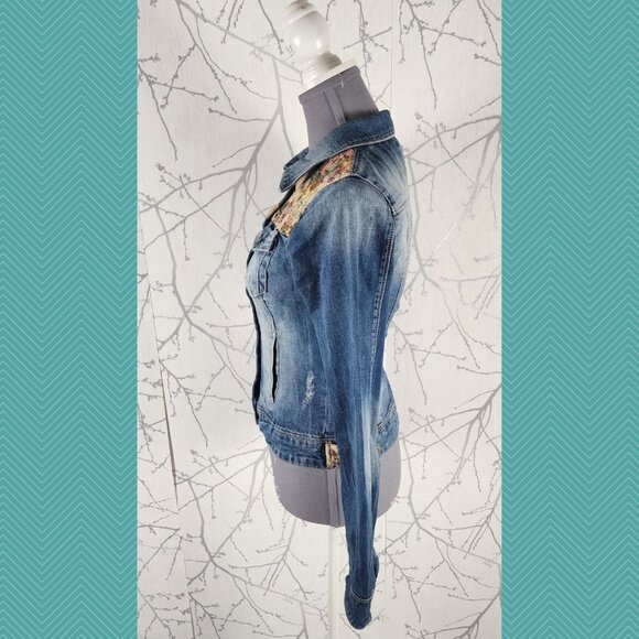 Forever 21 Tapestry Panel Denim Jacket - Picture 3 of 7